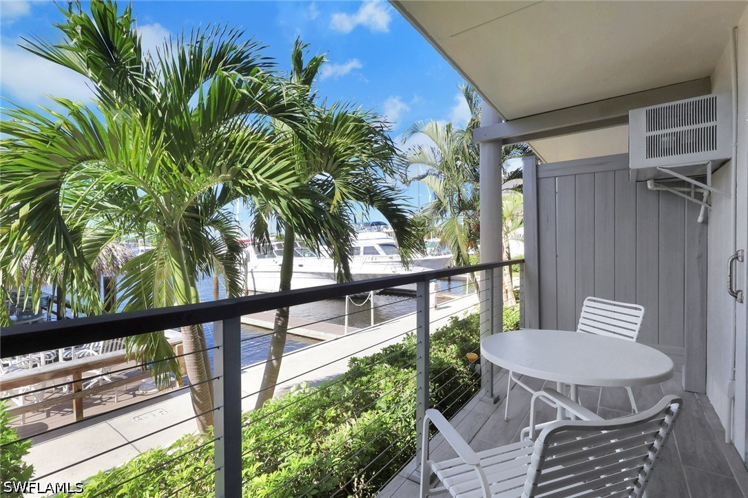 Waterfront Home for Sale in Cove Inn, photo 16