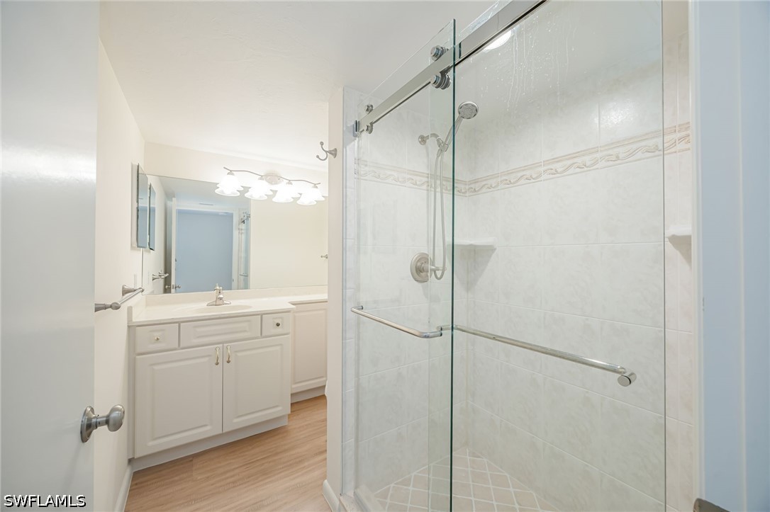 3 Bed Waterfront Home for Sale in Bears Paw, photo 16