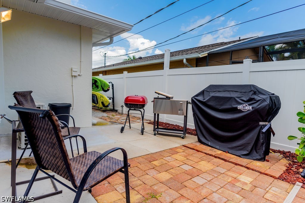 3 Bed Pool Home for Sale in Naples Park, photo 16
