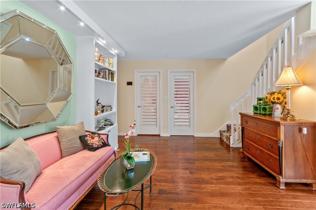 2 Bed Detached for Sale in Naples, photo 16