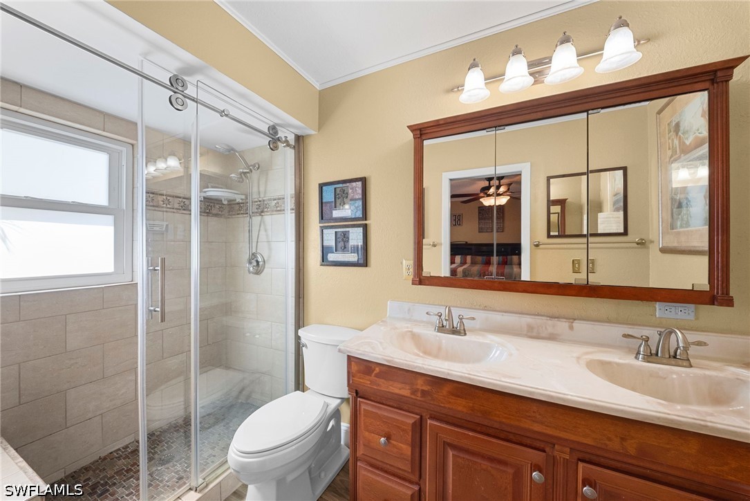 3 Bed Pool Home for Sale in San Carlos Park, photo 16