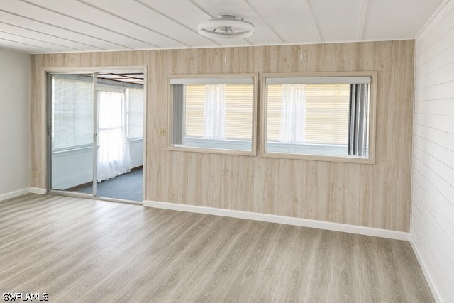 2 Bed ManufacturedHome for Sale in Naples, photo 16