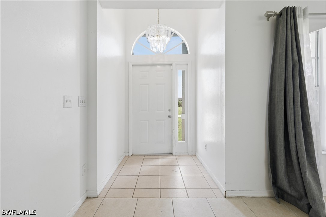 3 Bed SingleFamilyResidence for Sale in Cape Coral, photo 16