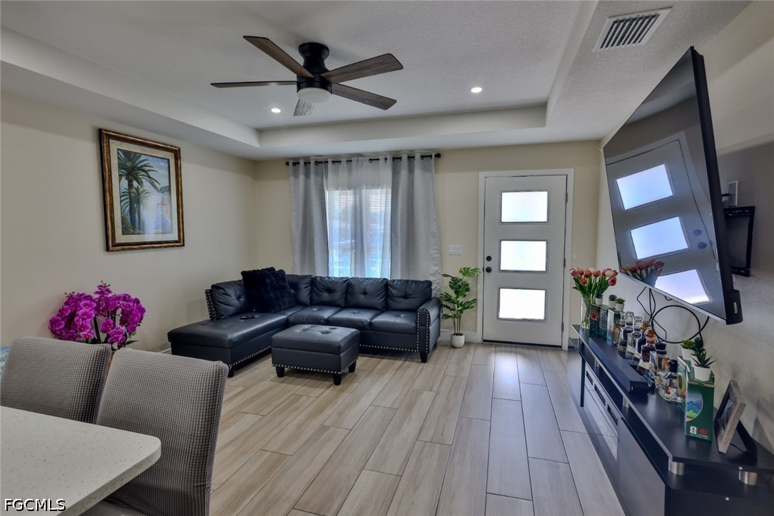 3 Bed SingleFamilyResidence for Sale in Not Applicable, photo 16