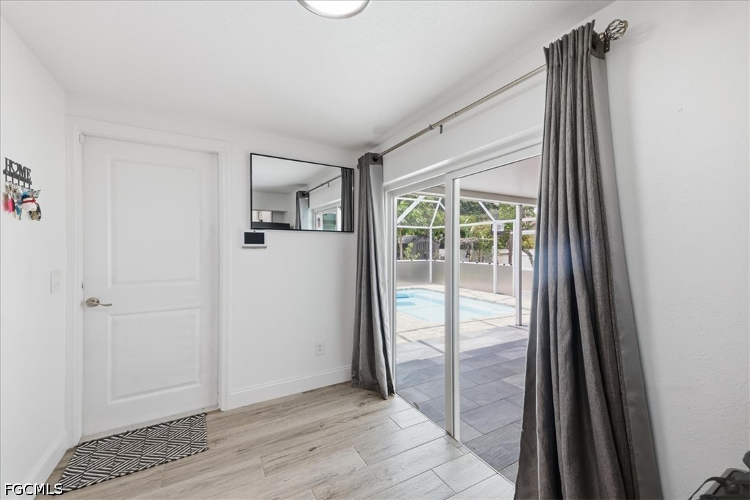 3 Bed Pool Home for Sale in Palmlee Park, photo 16