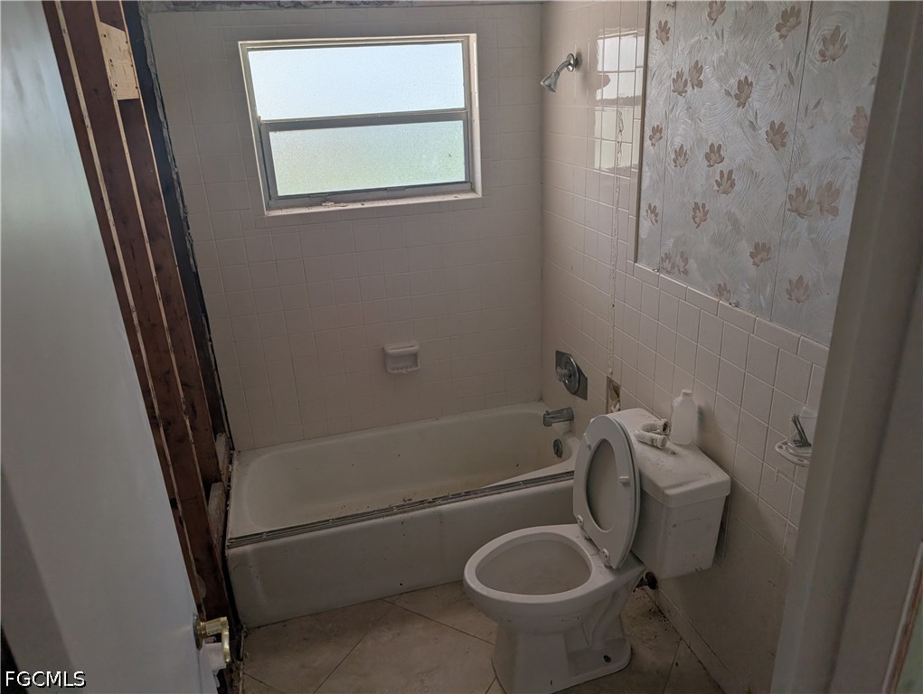 3 Bed Waterfront Home for Sale in Gulfhaven, photo 16