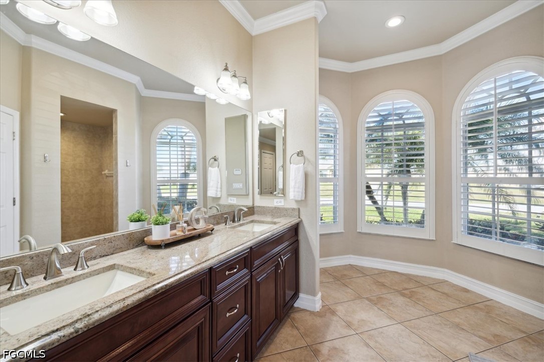 3 Bed Pool Home for Sale in Cape Coral, photo 16