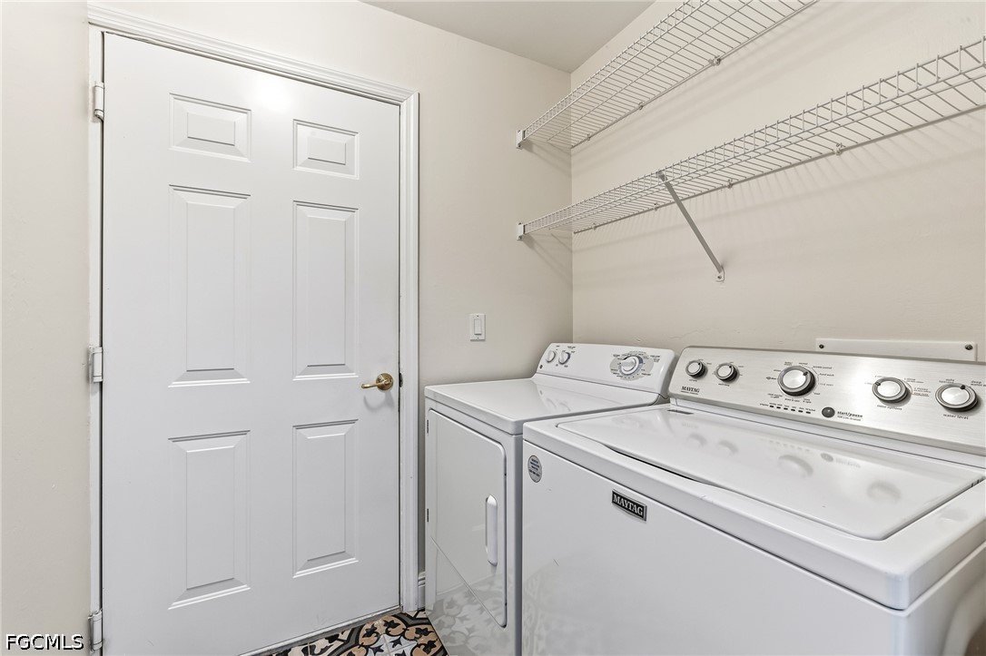 2 Bed Condominium for Sale in North Fort Myers, photo 16