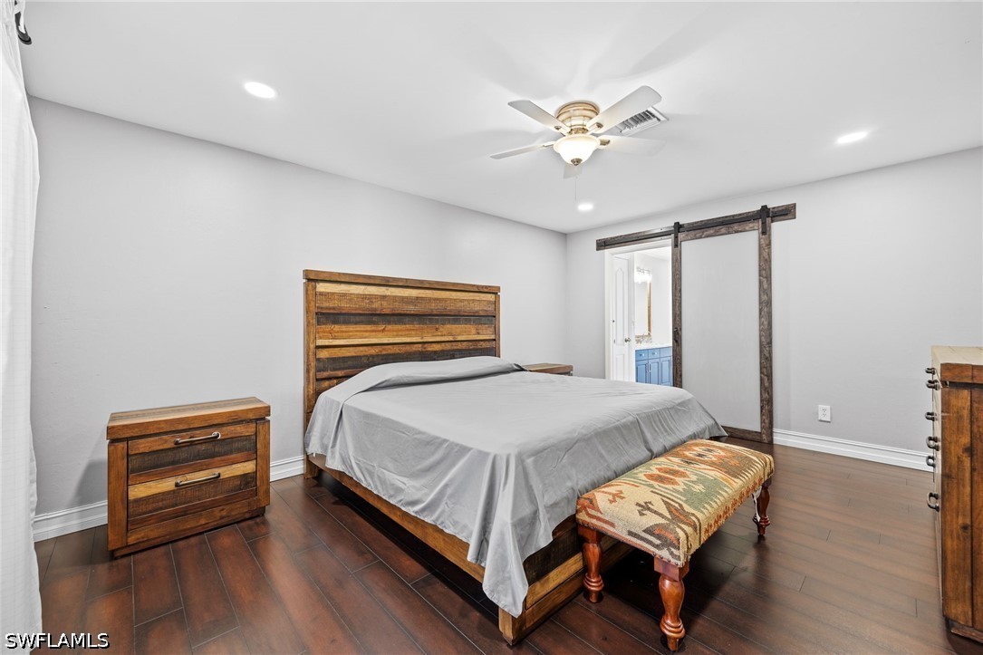 3 Bed SingleFamilyResidence for Sale in Mirror Lakes, photo 16
