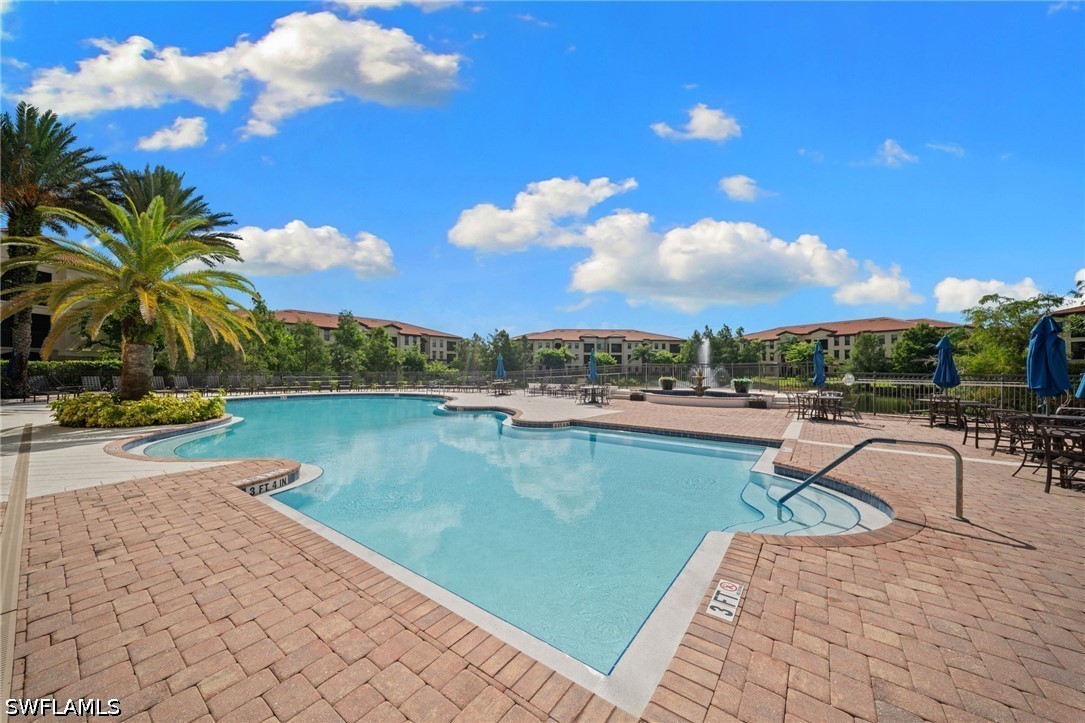 2 Bed Waterfront Home for Sale in Naples, photo 16