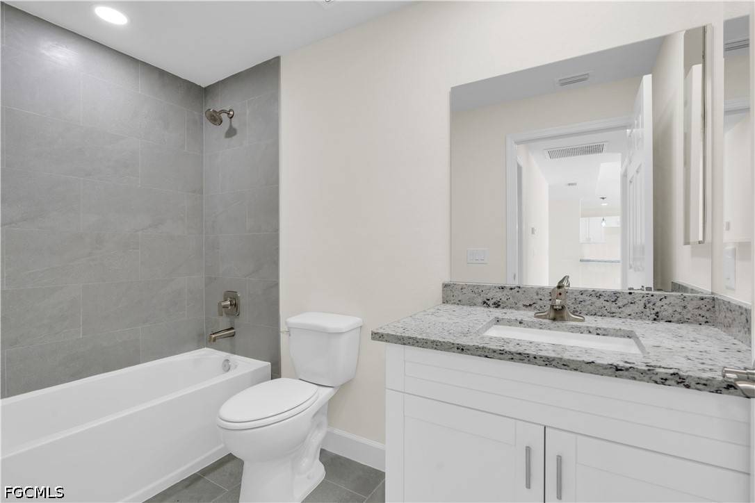 3 Bed SingleFamilyResidence for Sale in Lehigh Estates, photo 16
