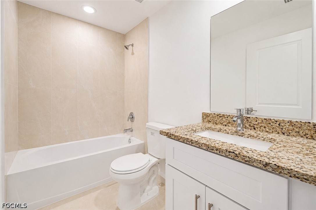 3 Bed SingleFamilyResidence for Sale in Lehigh Acres, photo 16
