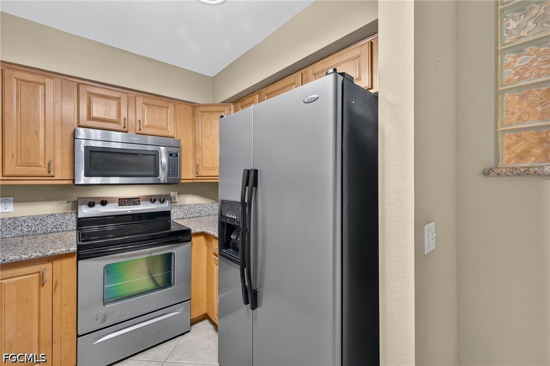 2 Bed Condominium for Sale in Maple Gardens, photo 16