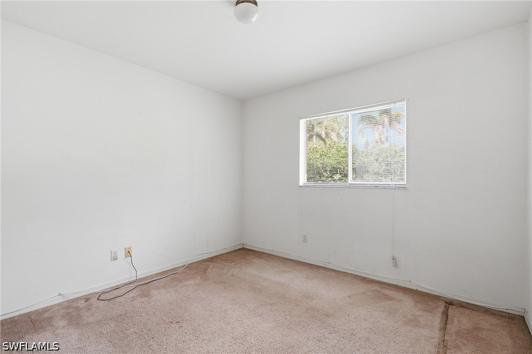 3 Bed SingleFamilyResidence for Sale in Naples, photo 16