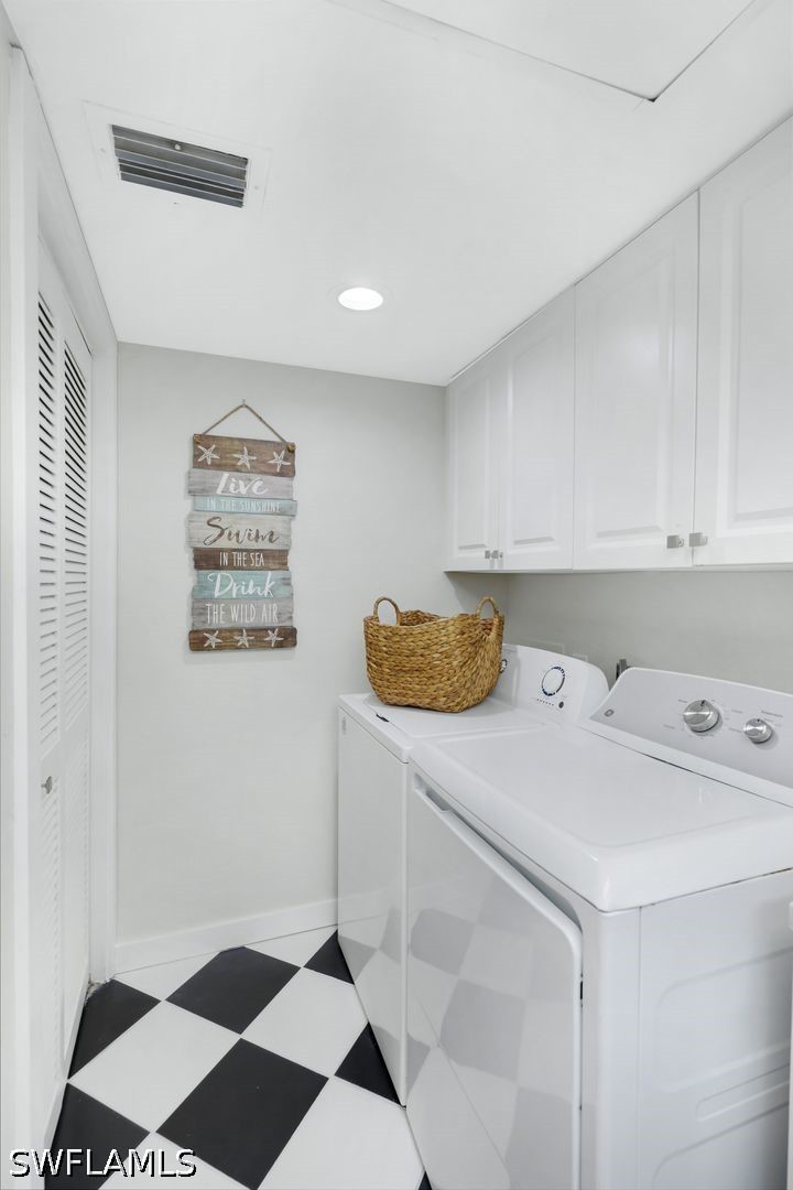 2 Bed Condominium for Sale in Lakewood, photo 16