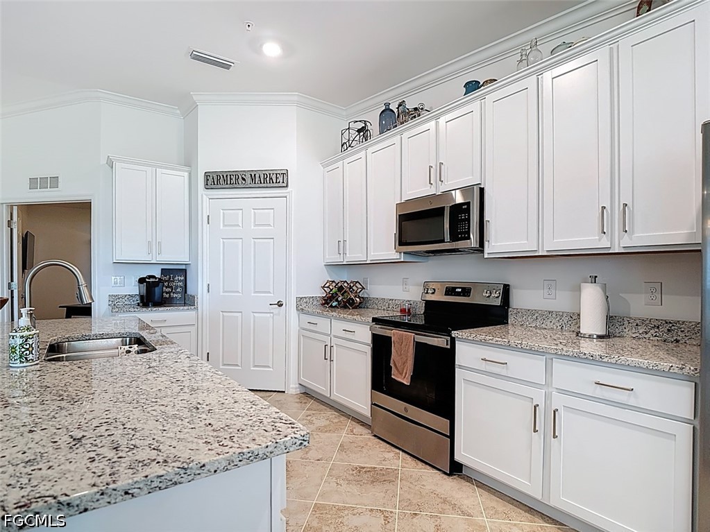 2 Bed Condominium for Sale in Babcock National, photo 16