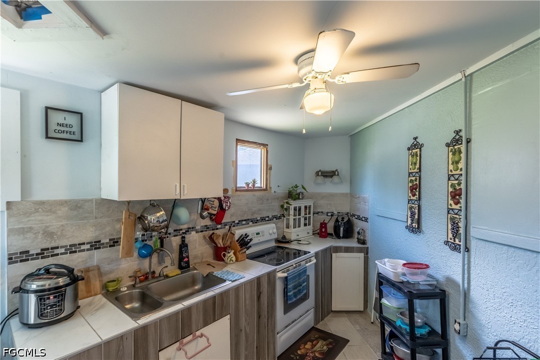 4 Bed SingleFamilyResidence for Sale in Naples, photo 16