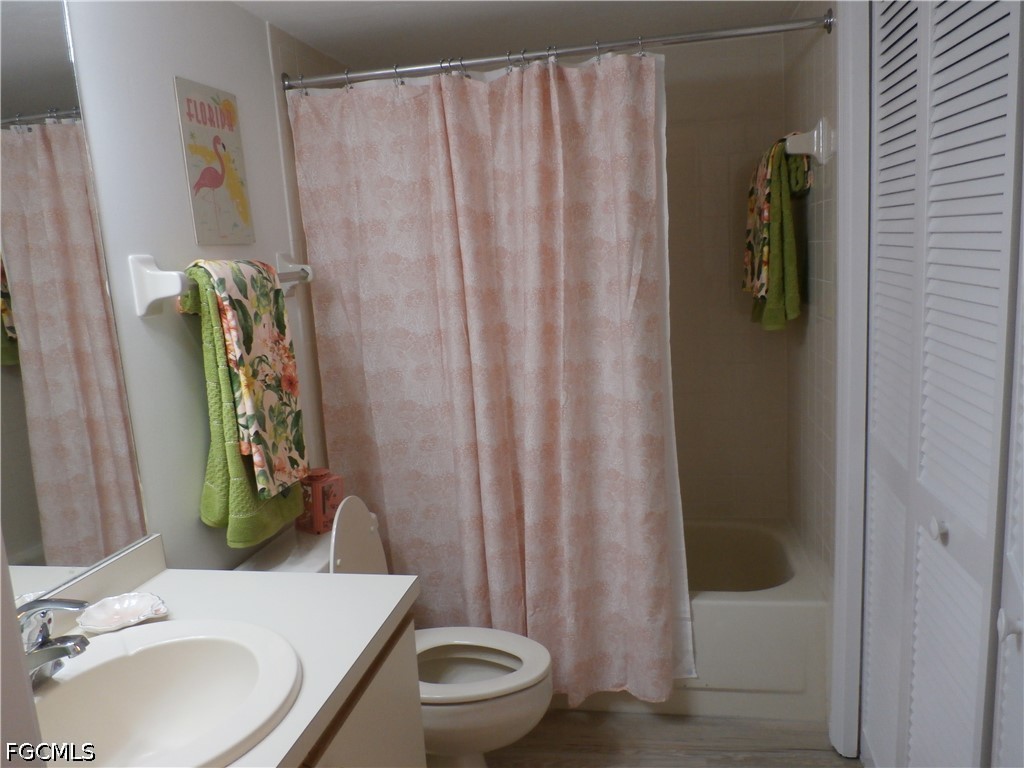 2 Bed Condominium for Sale in Manor, photo 16