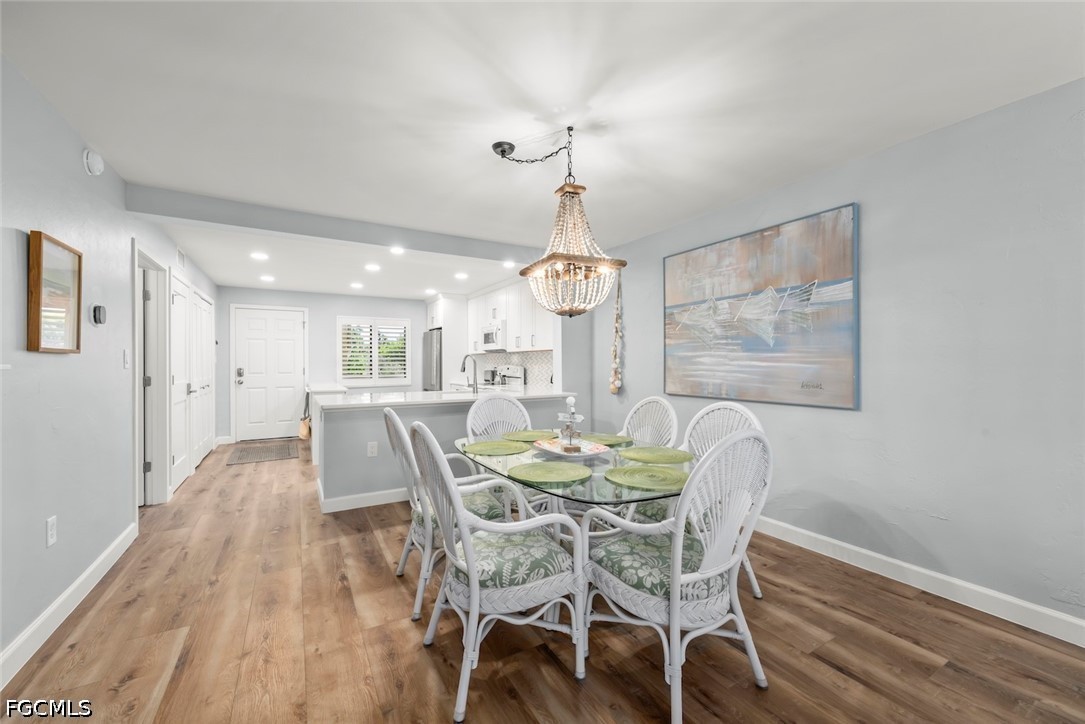 2 Bed Pool Home for Sale in Sanibel, photo 16