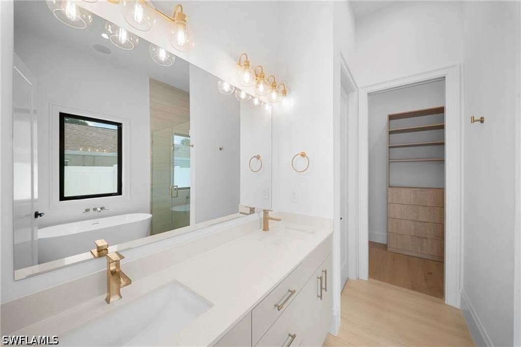 4 Bed Pool Home for Sale in Naples Park, photo 16