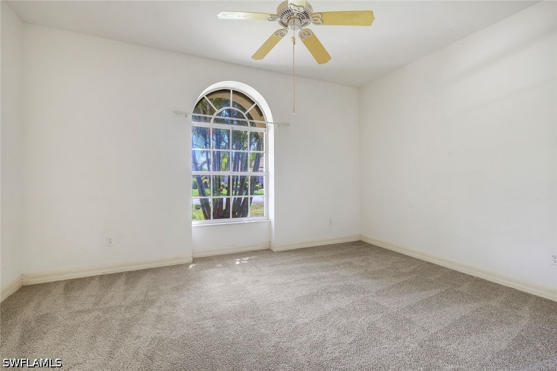 3 Bed Pool Home for Sale in Spanish Wells, photo 16