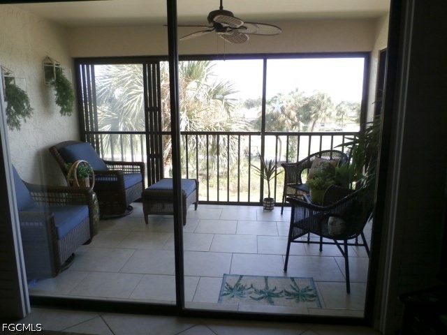 2 Bed Condominium for Sale in Manor, photo 16