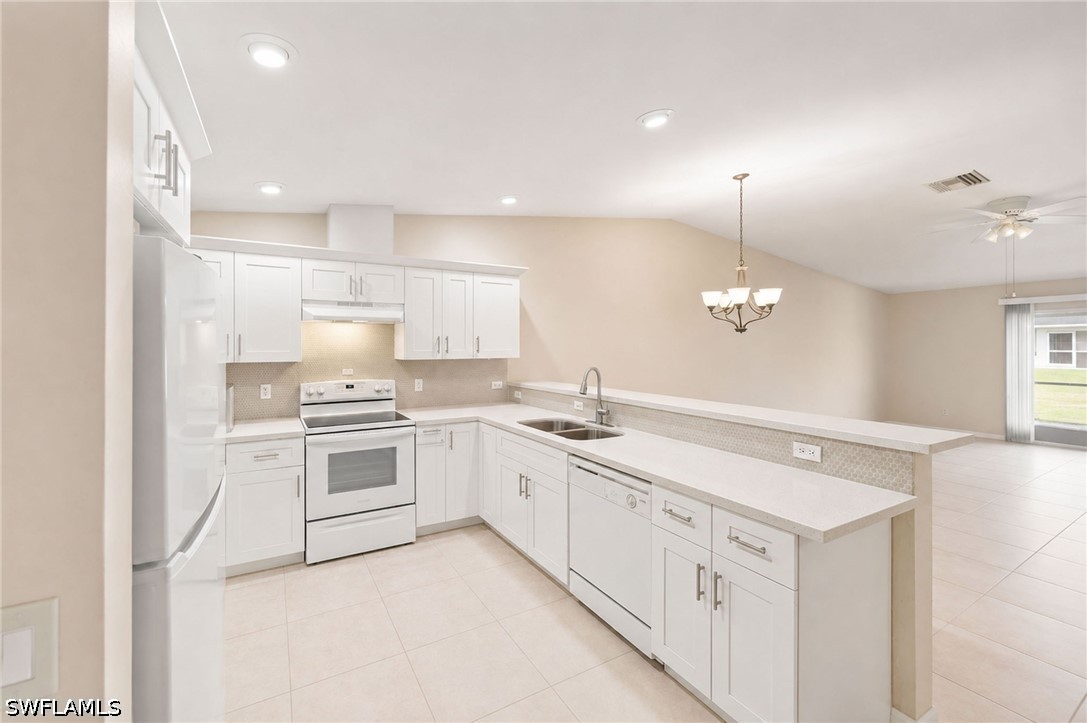6 Bed Duplex for Sale in Cape Coral, photo 16