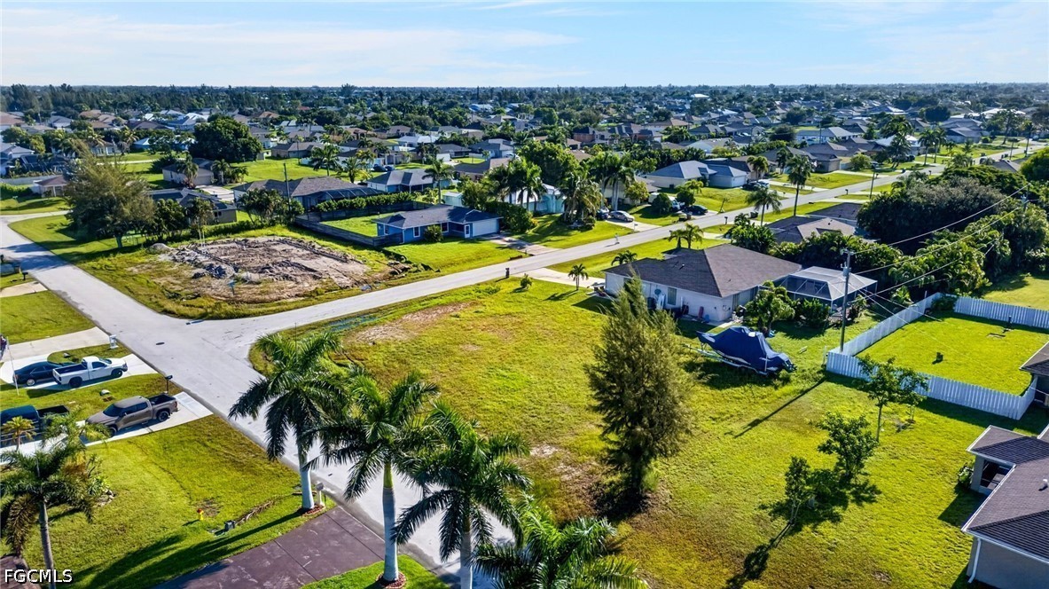 Residential for Sale in Cape Coral, photo 16