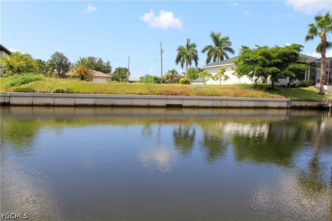 Waterfront Home for Sale in Cape Coral, photo 16