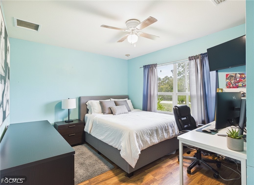 4 Bed SingleFamilyResidence for Sale in Greenbriar, photo 16