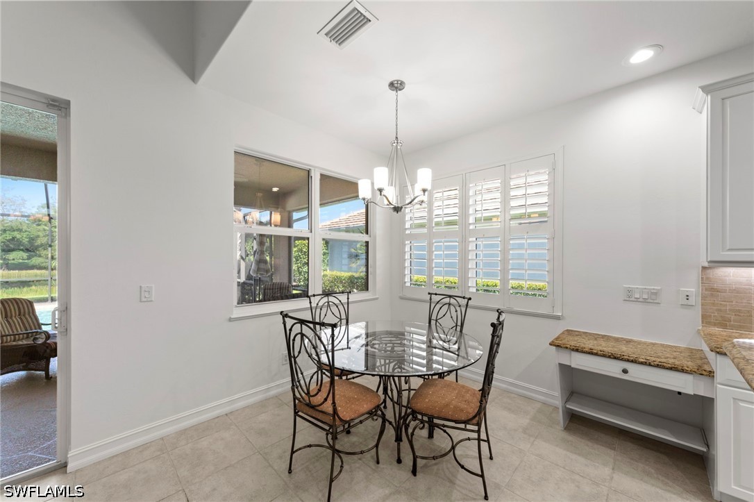 3 Bed Pool Home for Sale in Villa Capri, photo 16