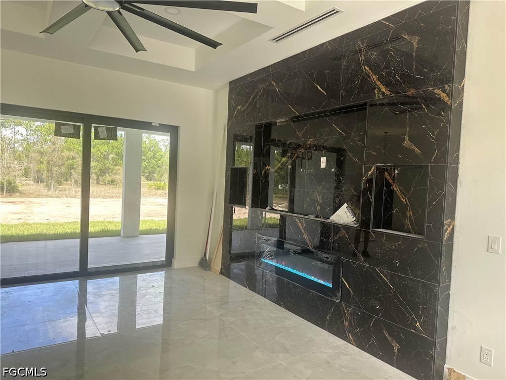 4 Bed SingleFamilyResidence for Sale in Lehigh Acres, photo 16