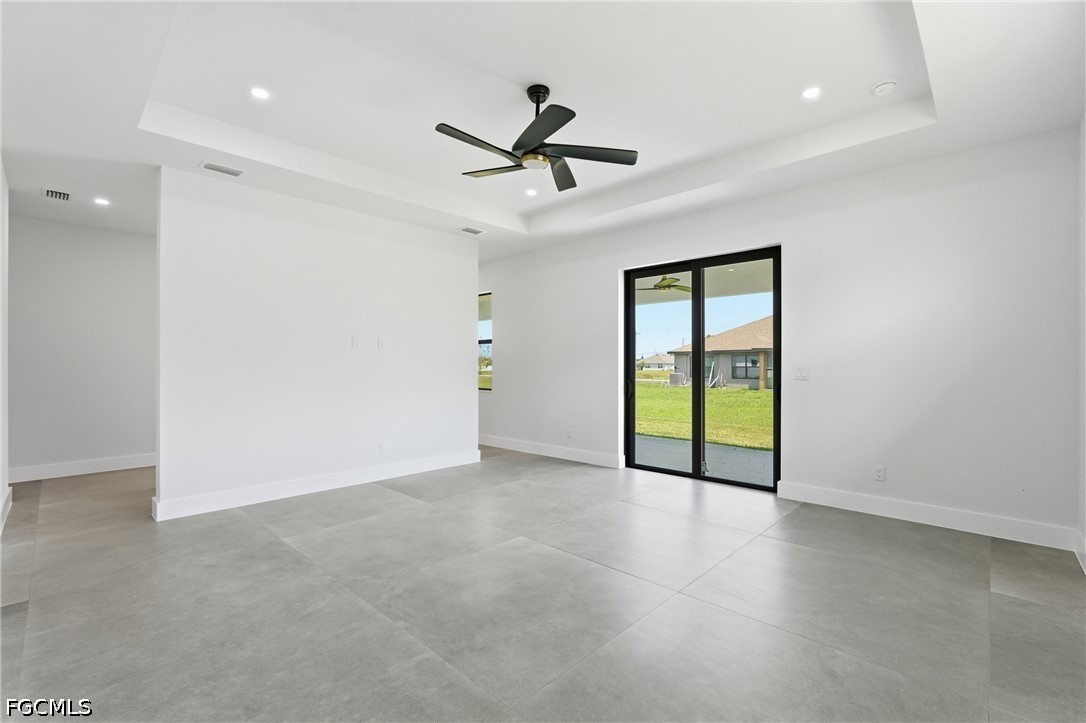 3 Bed SingleFamilyResidence for Sale in Cape Coral, photo 16