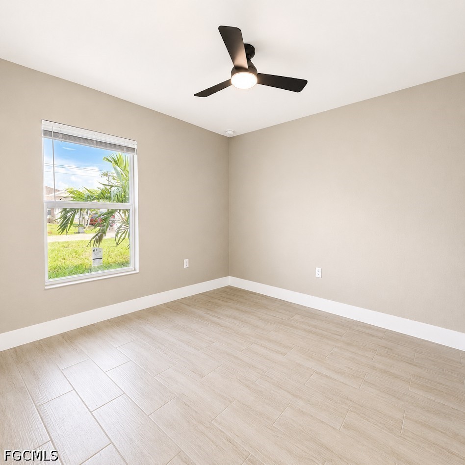 4 Bed Waterfront Home for Sale in Cape Coral, photo 16