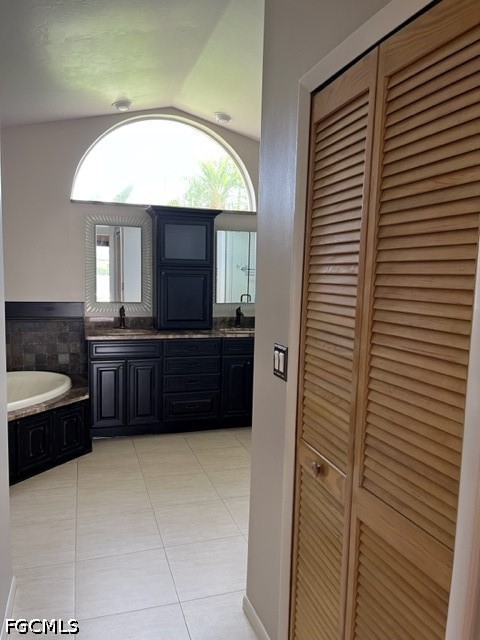 3 Bed Pool Home for Sale in Cape Coral, photo 16