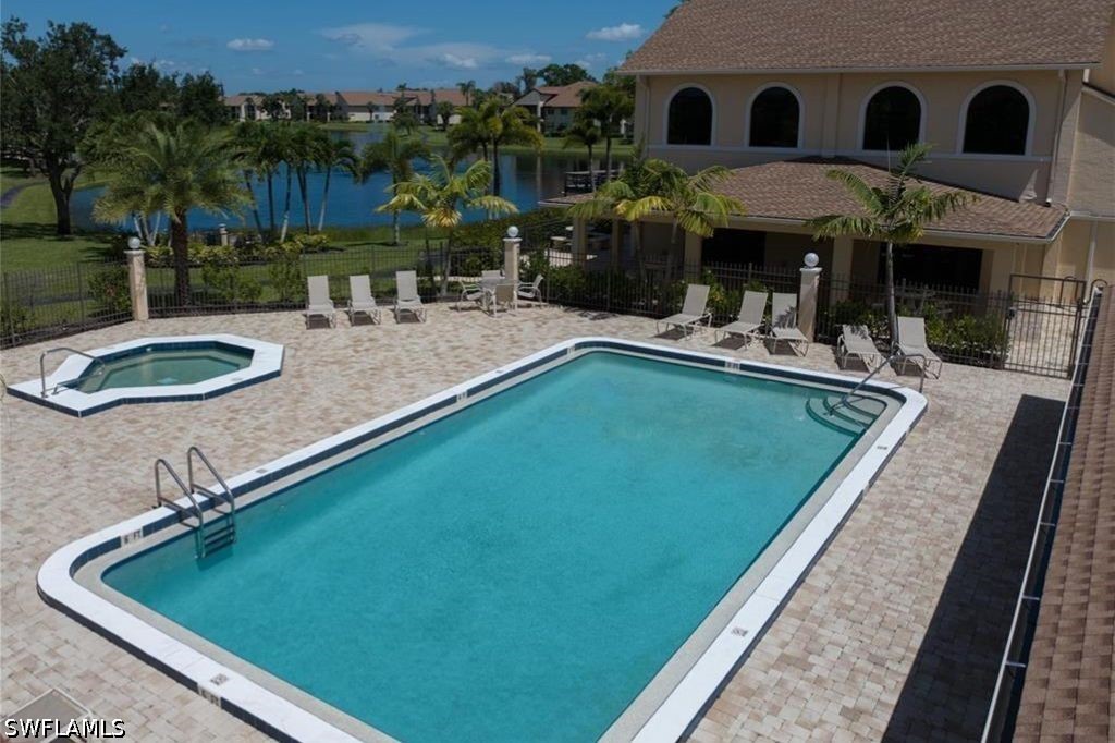 2 Bed Waterfront Home for Sale in Fort Myers, photo 16
