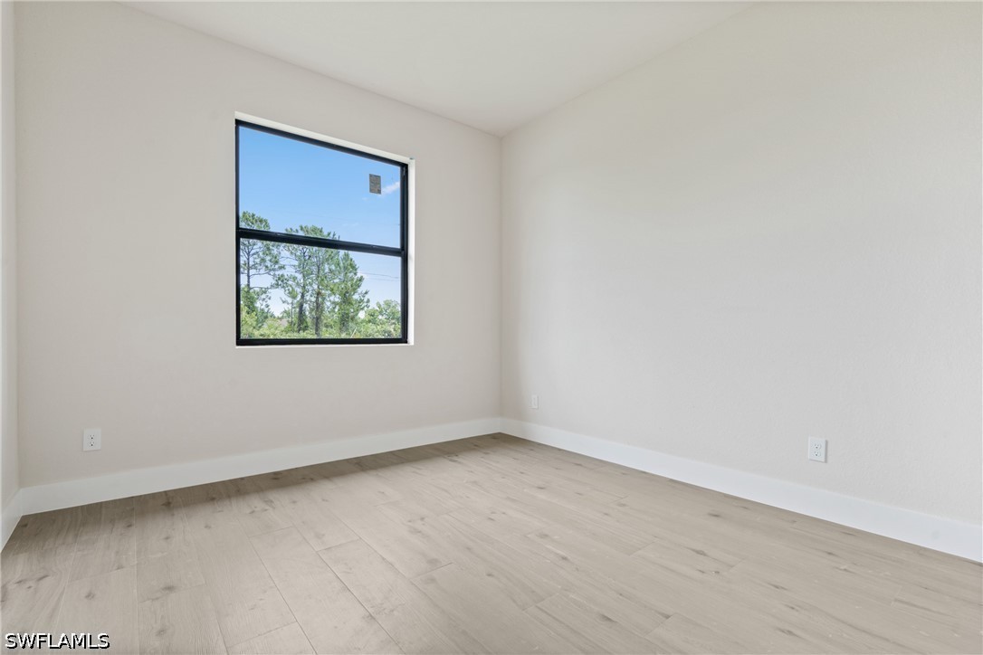 4 Bed SingleFamilyResidence for Sale in Lehigh Acres, photo 16