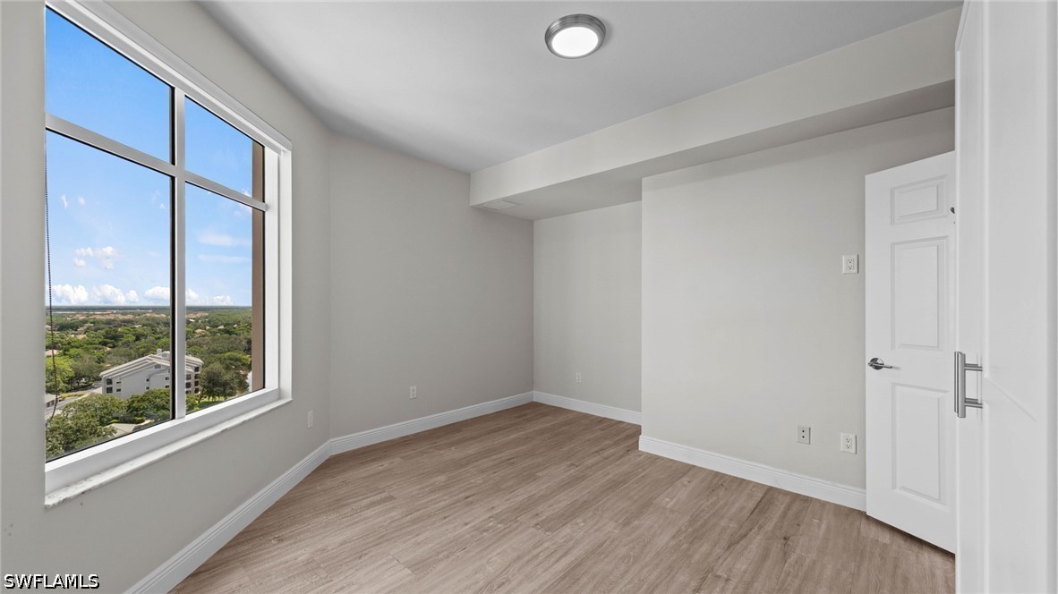 3 Bed Waterfront Home for Sale in Naples, photo 16