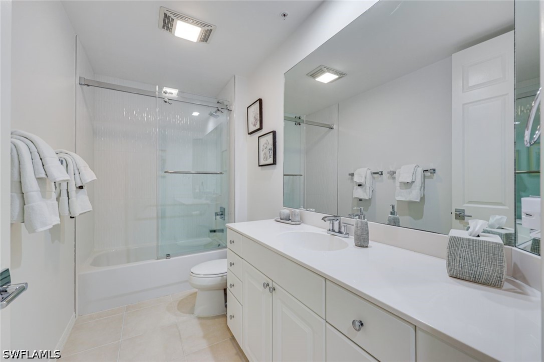 3 Bed Waterfront Home for Sale in Regatta, photo 16