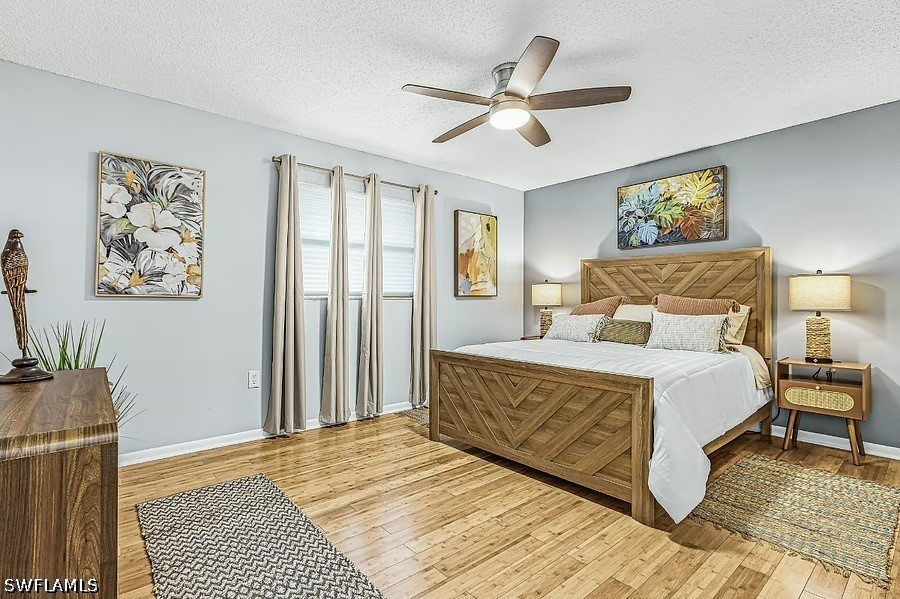 2 Bed Waterfront Home for Sale in Naples, photo 16