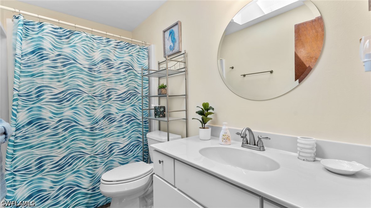 2 Bed SingleFamilyResidence for Sale in Bonita Shores, photo 16