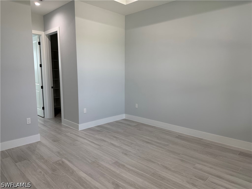 2 Bed SingleFamilyResidence for Sale in Naples, photo 16