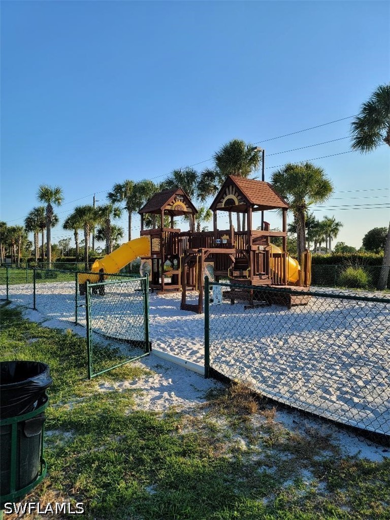 2 Bed Condominium for Sale in Granada Lakes, photo 16