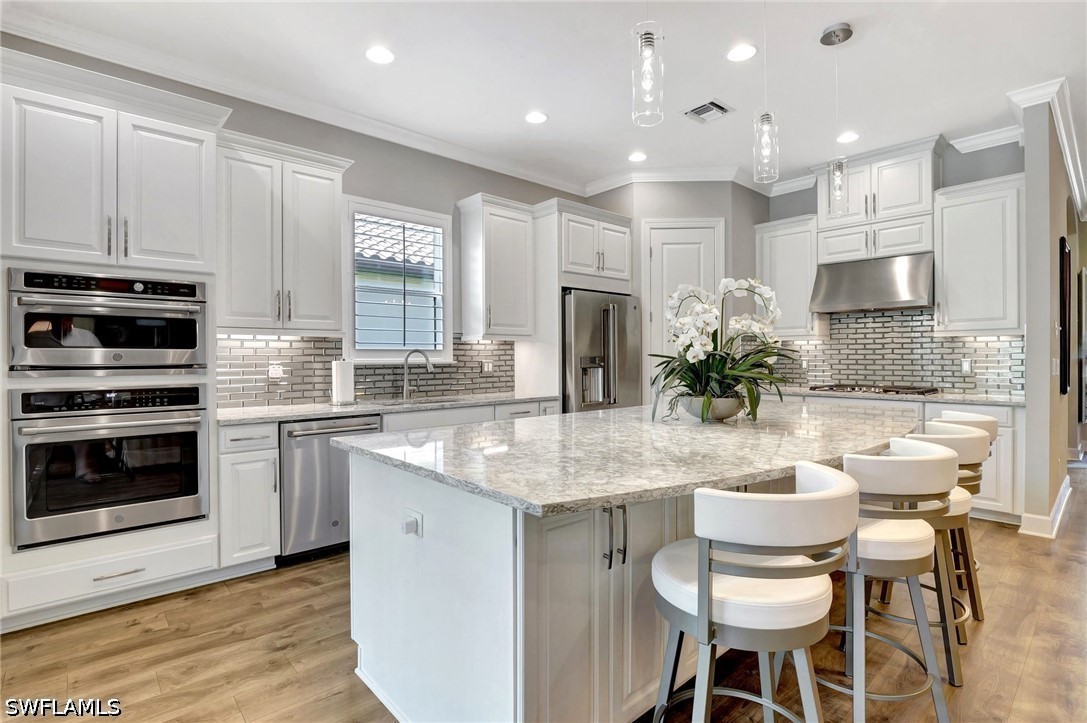 3 Bed Pool Home for Sale in Naples, photo 16