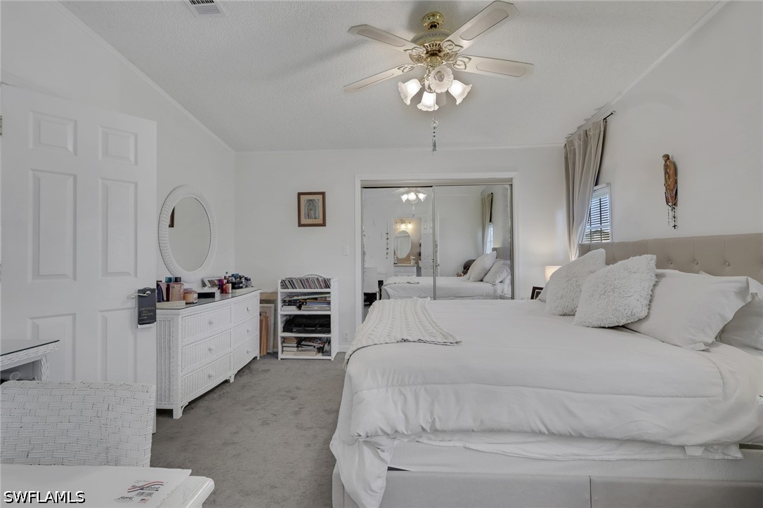 2 Bed SingleFamilyResidence for Sale in Naples, photo 16