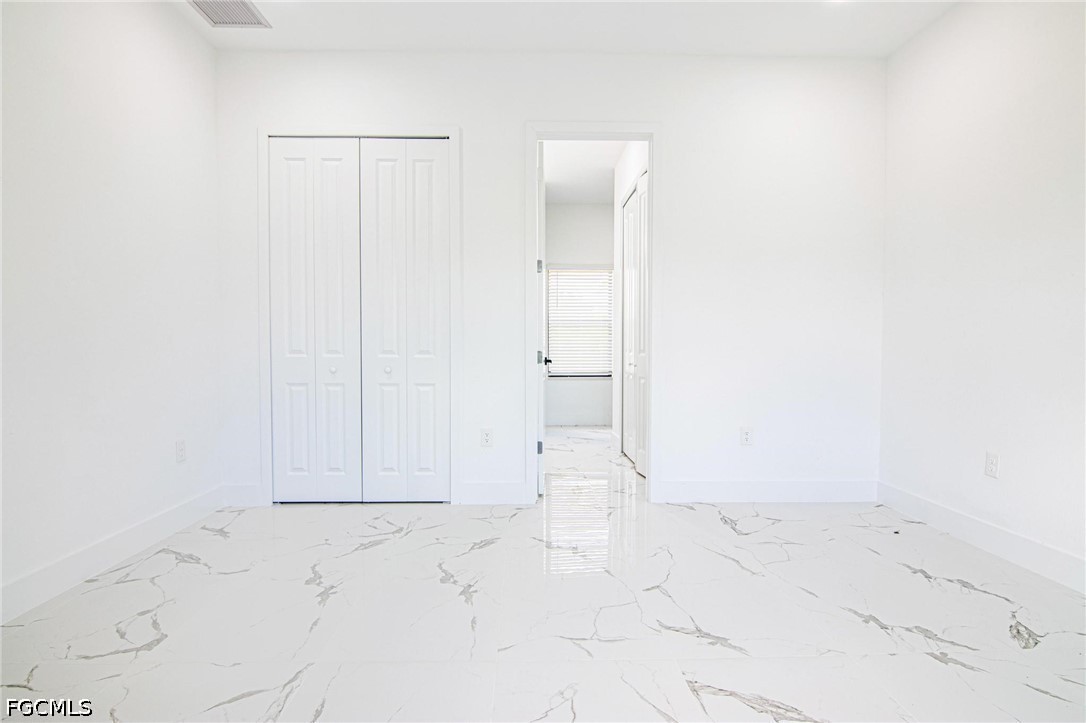 4 Bed SingleFamilyResidence for Sale in Lehigh Acres, photo 16