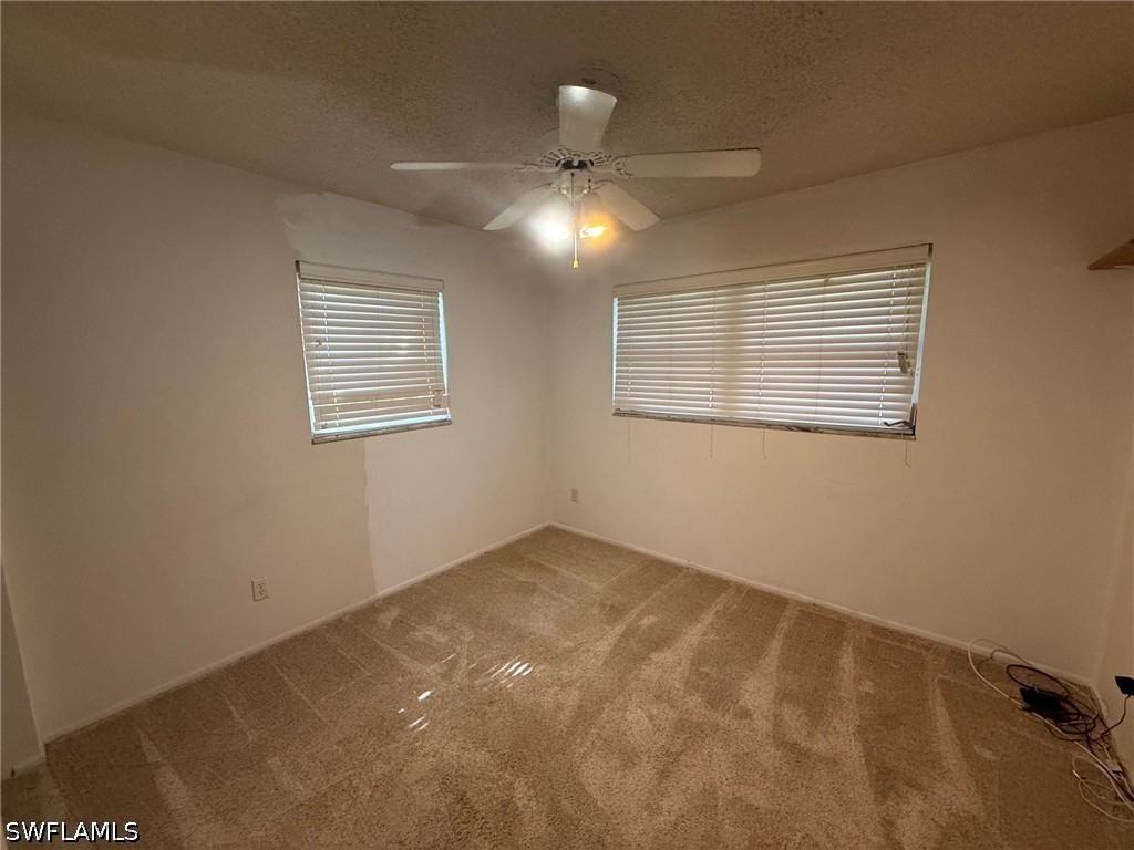 4 Bed SingleFamilyResidence for Sale in Fort Myers, photo 16