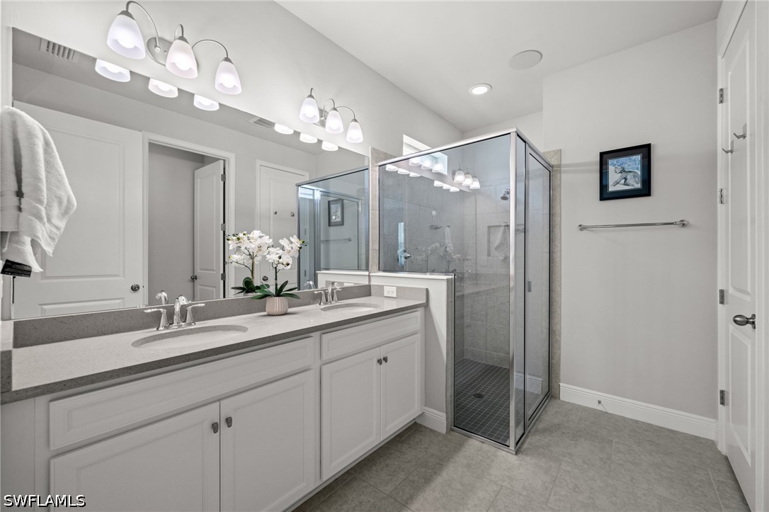 4 Bed SingleFamilyResidence for Sale in Naples, photo 16