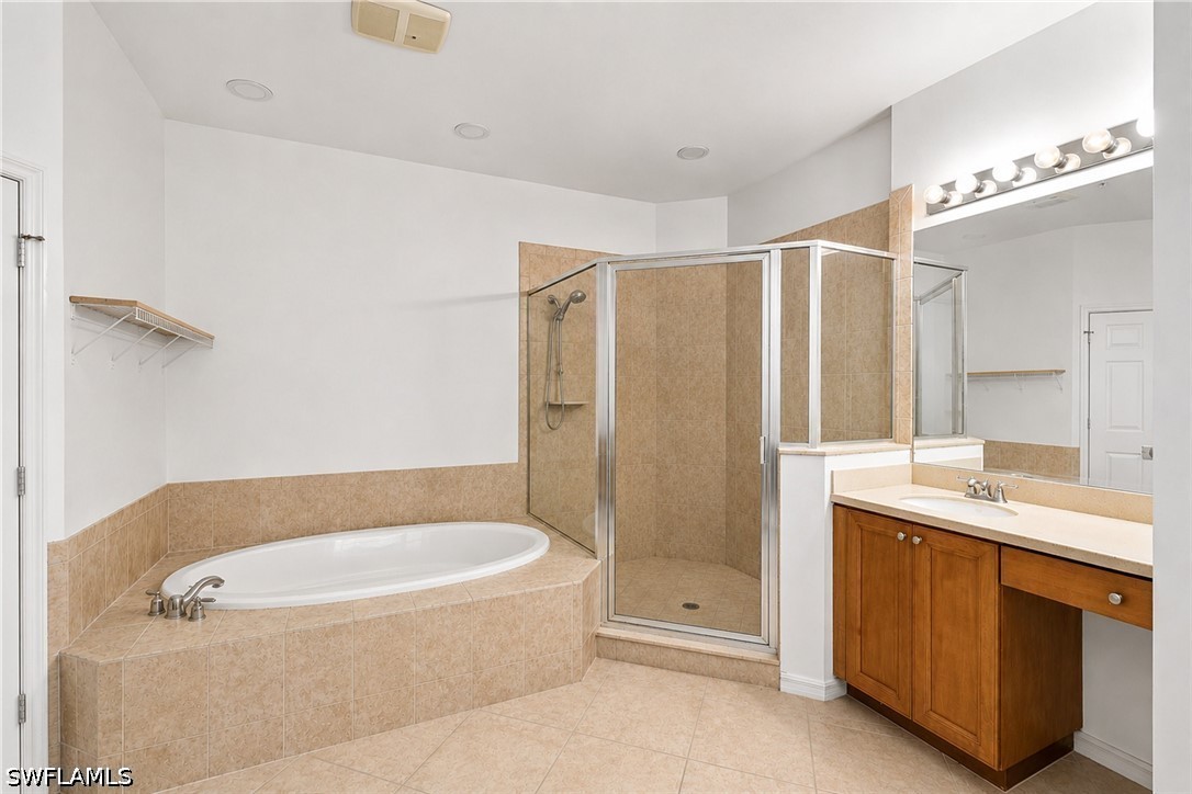 3 Bed Waterfront Home for Sale in Ashton Oaks, photo 16