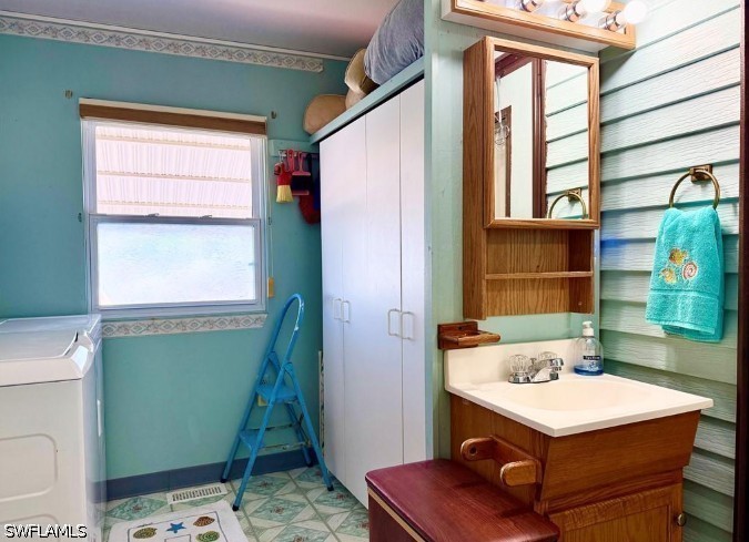 1 Bed ManufacturedHome for Sale in Naples, photo 16